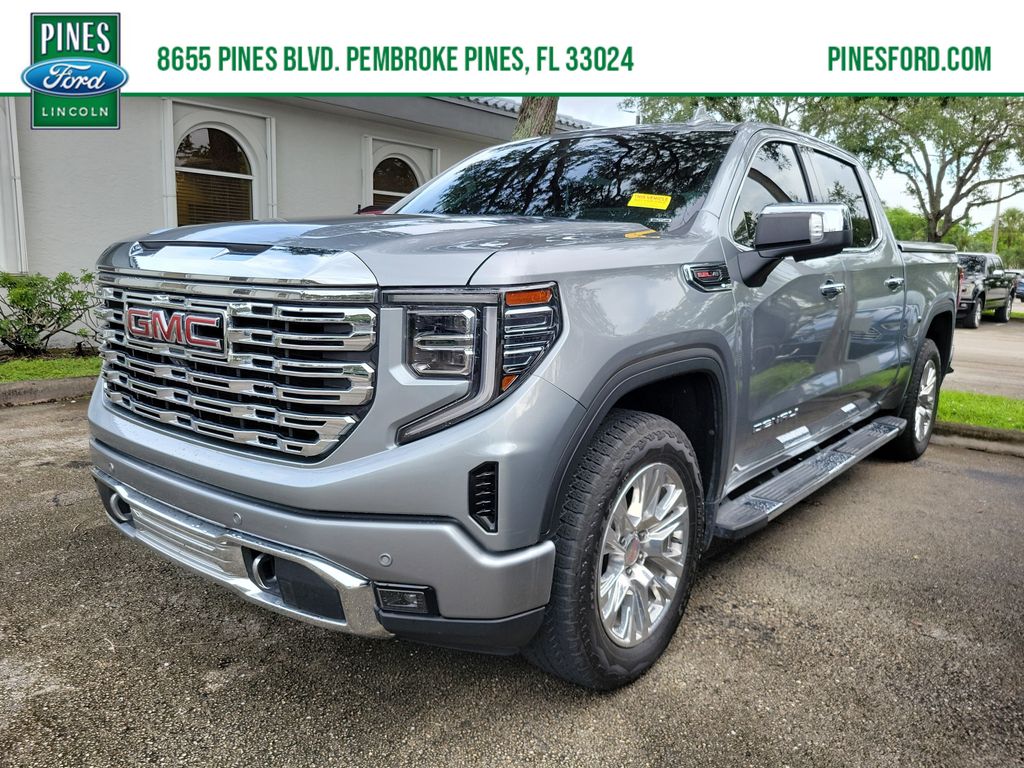 2025 GMC Sierra 4WD Crew Cab Short Box Denali's photo