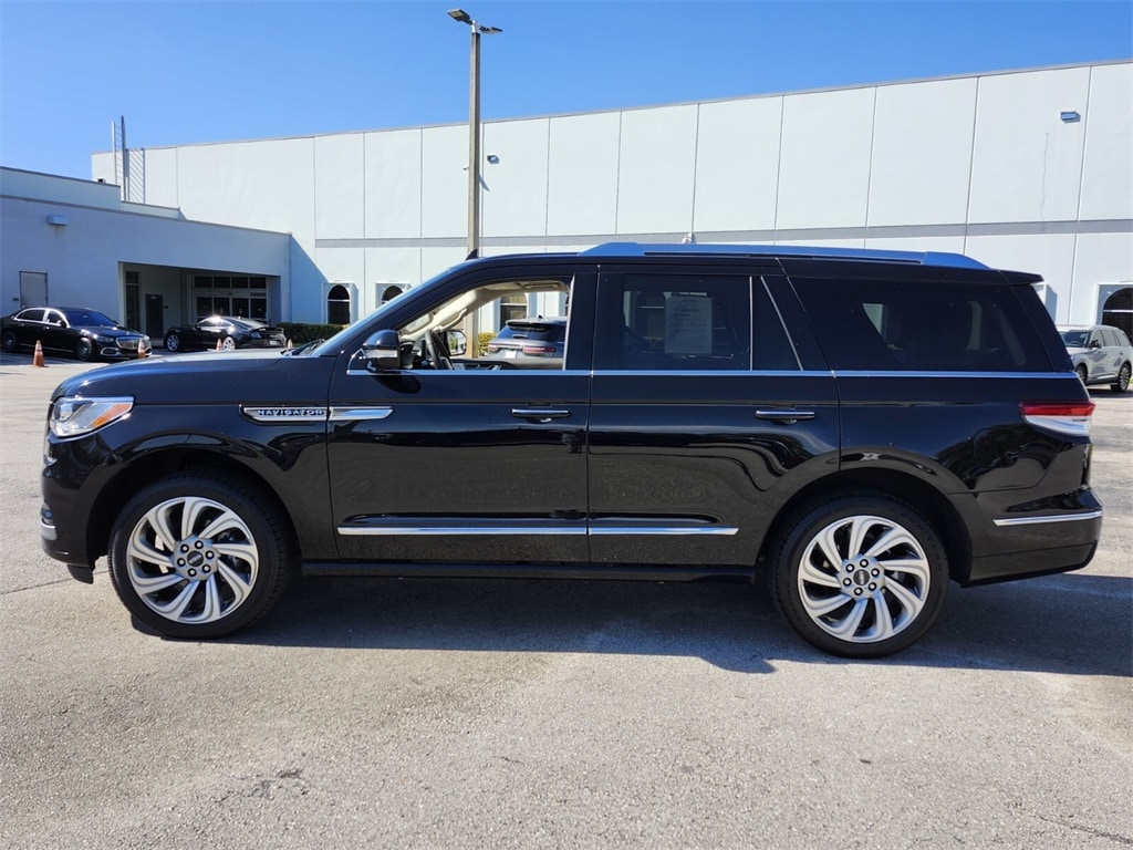 Certified 2022 Lincoln Navigator Reserve SUV