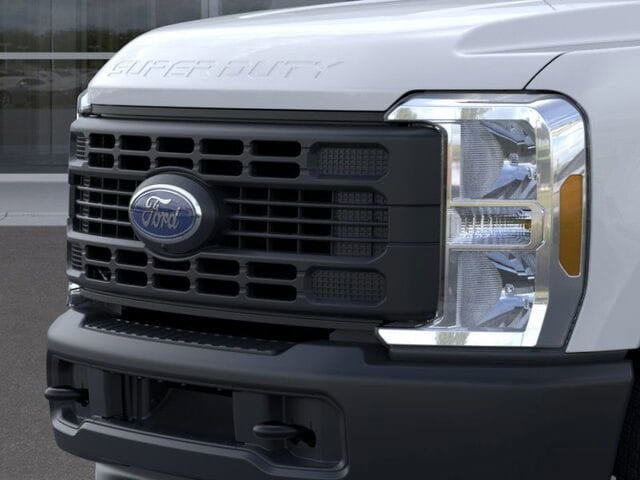 2025 Ford F-350 Super Duty XL - Photo 17