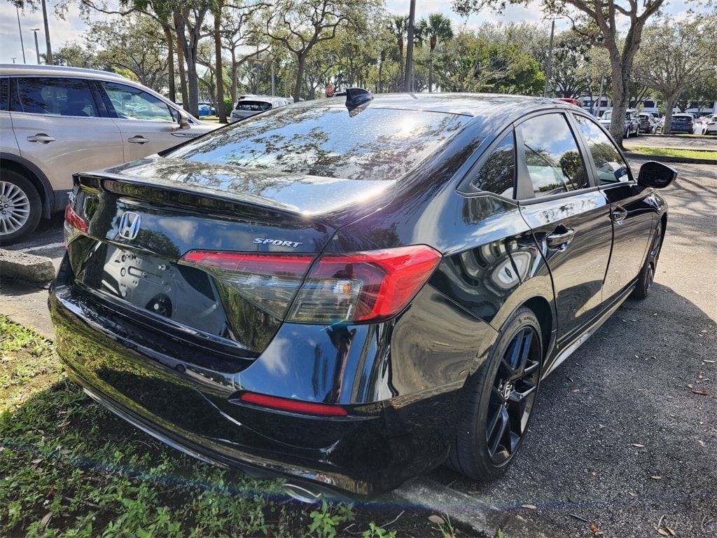 2023 Honda Civic Sport photo 4