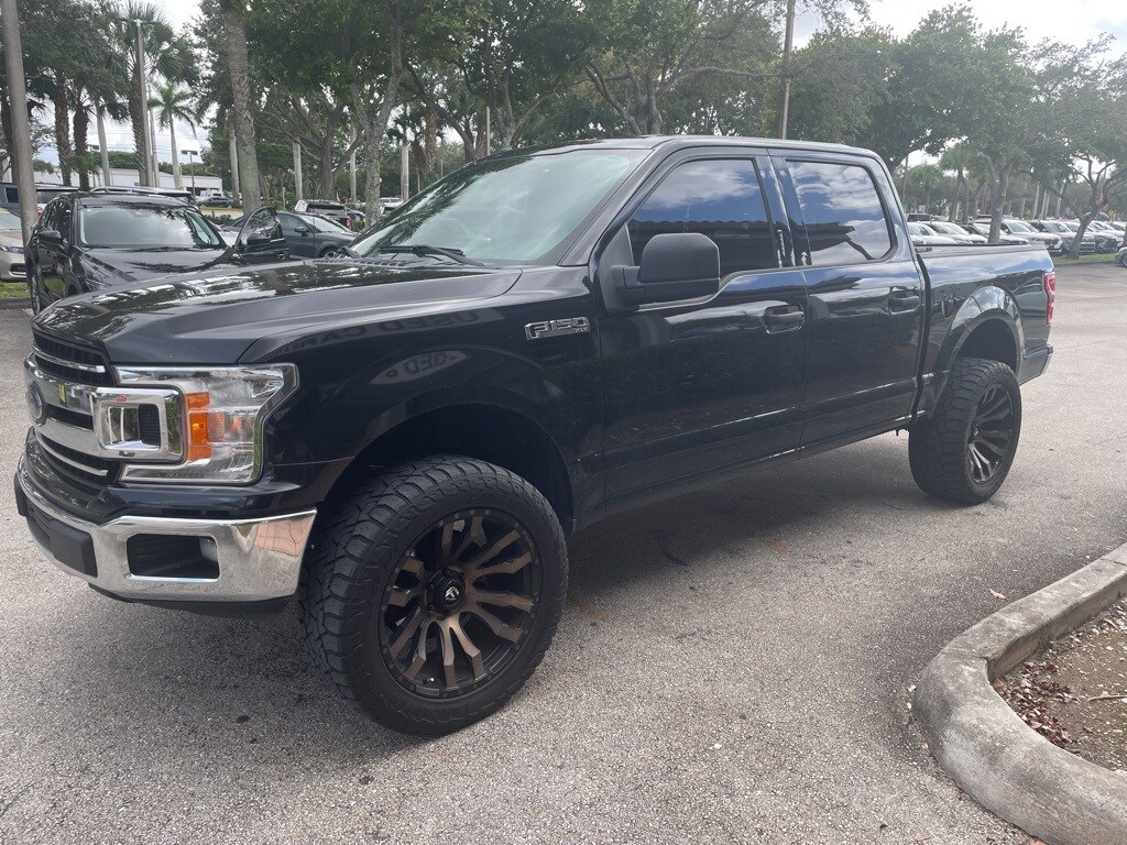 2018 Ford F-150 XLT photo 2