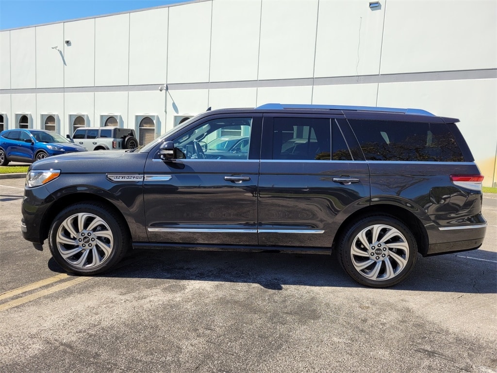 Certified 2023 Lincoln Navigator Reserve with VIN 5LMJJ2KG0PEL01719 for sale in Pembroke Pines, FL