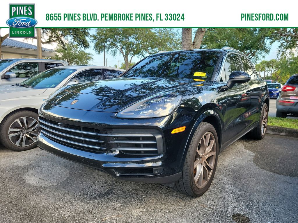 2020 Porsche Cayenne -'s photo