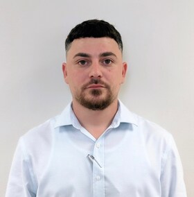 Staff member Luis Novo from ID_390255