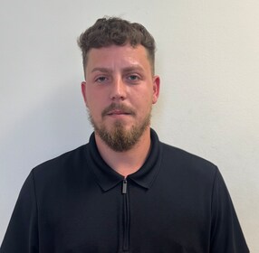 Staff member Alejandro Novo from ID_02f51f