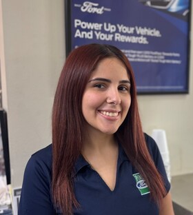 Staff member Lizett Valdes from ID_167284