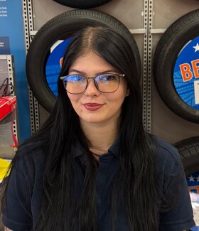 Staff member Gillian Todd from ID_167284