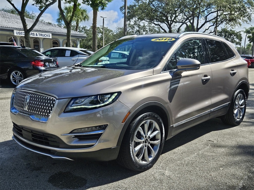 2019 Lincoln MKC Select