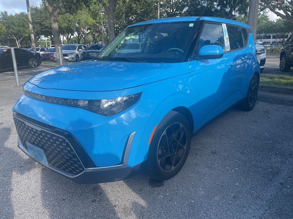 2024 Kia Soul 2.0L EX 6 IVT's photo
