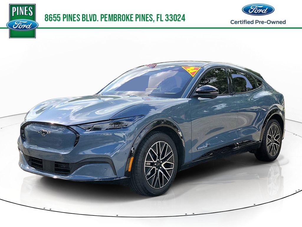 2024 Ford Mustang-Mach-e Premium's photo