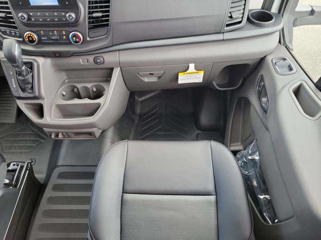 2025 Ford Transit Van Base - Photo 18