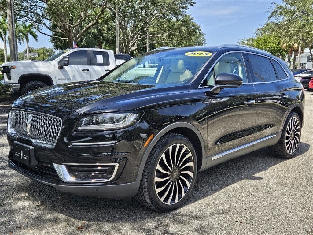 2019 Lincoln Nautilus Black Label