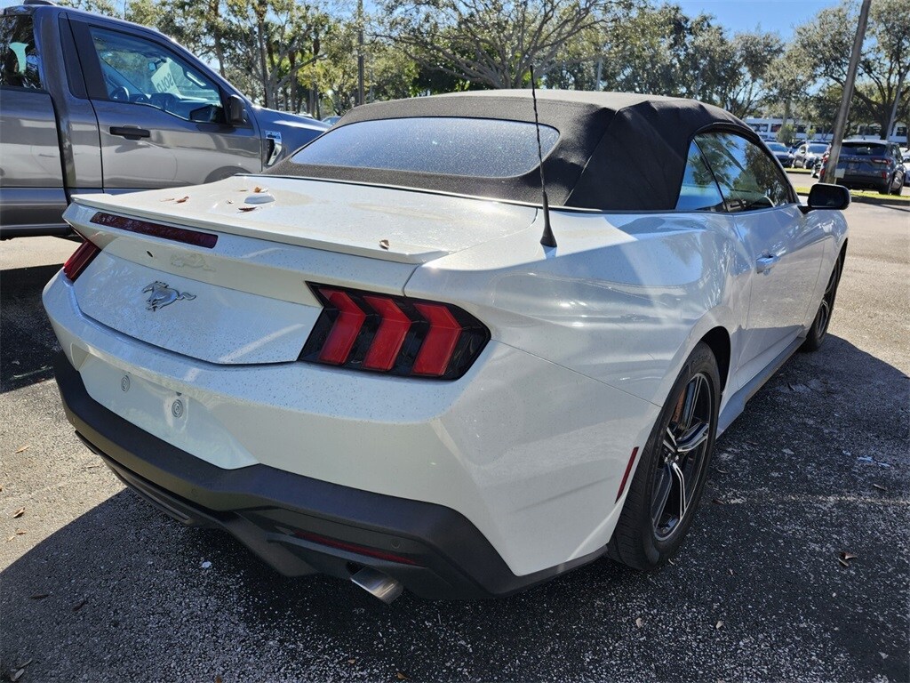 2024 Ford Mustang EcoBoost Premium Convertible photo 4