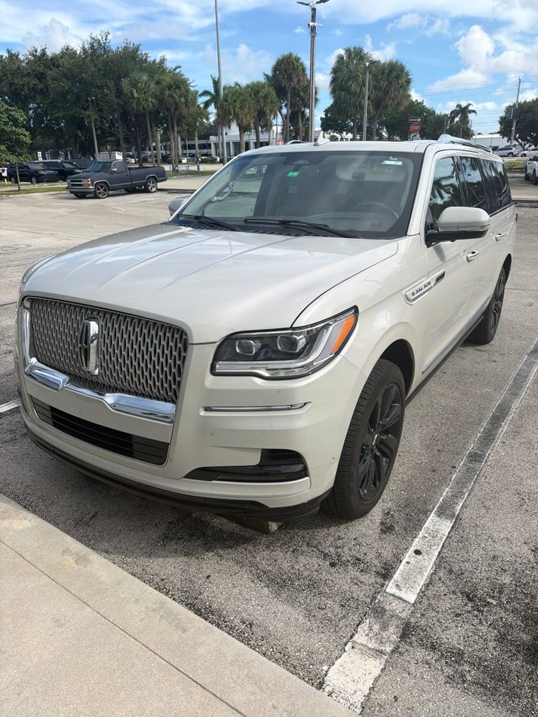 2024 Lincoln Navigator L SUV 