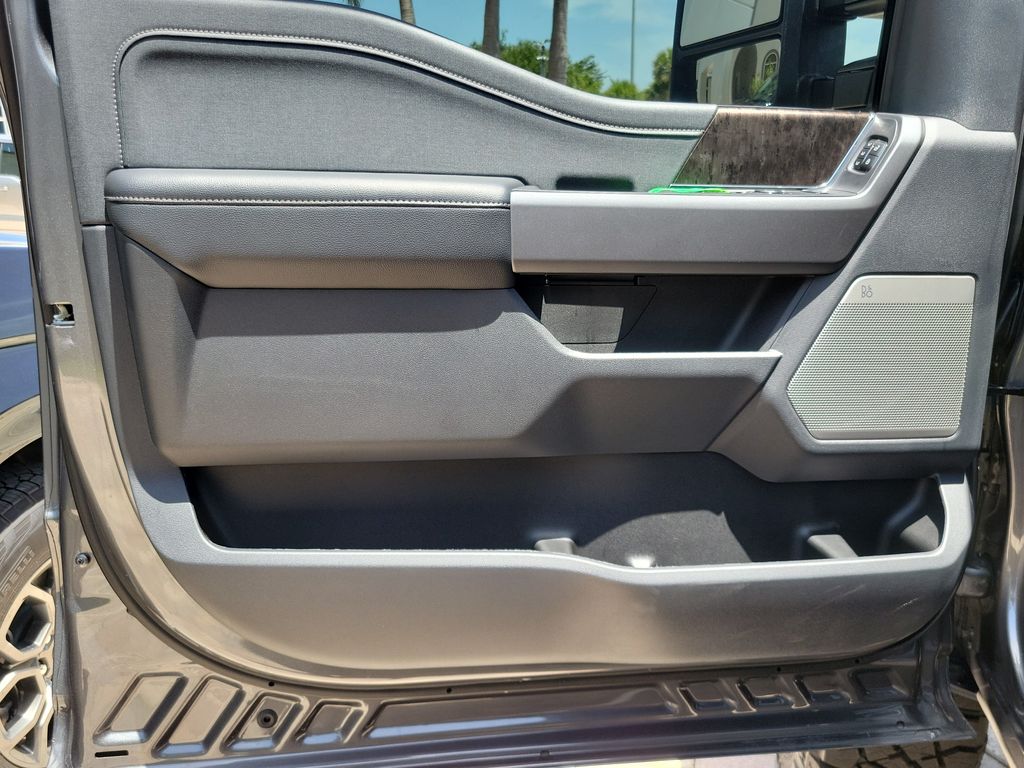 2026 Ford F-250 Super Duty Lariat - Photo 14