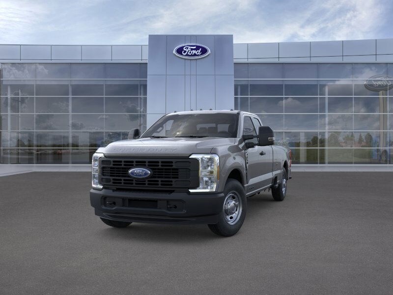 2025 Ford F-250 photo 2