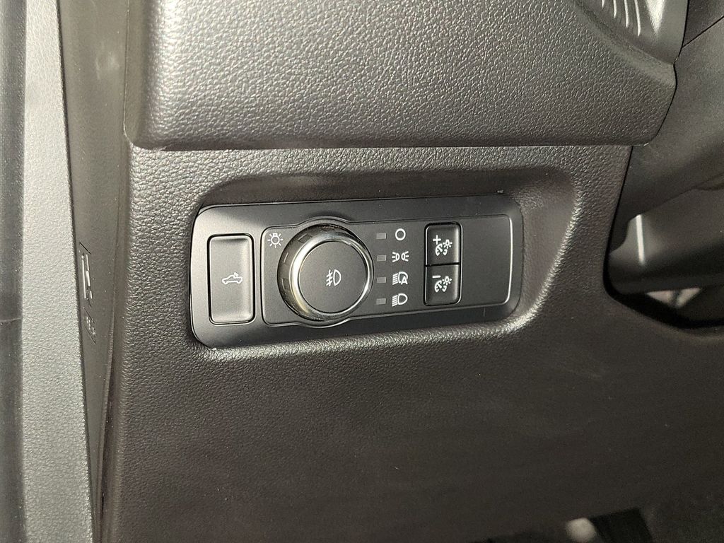 2025 Ford Ranger XLT - Photo 19