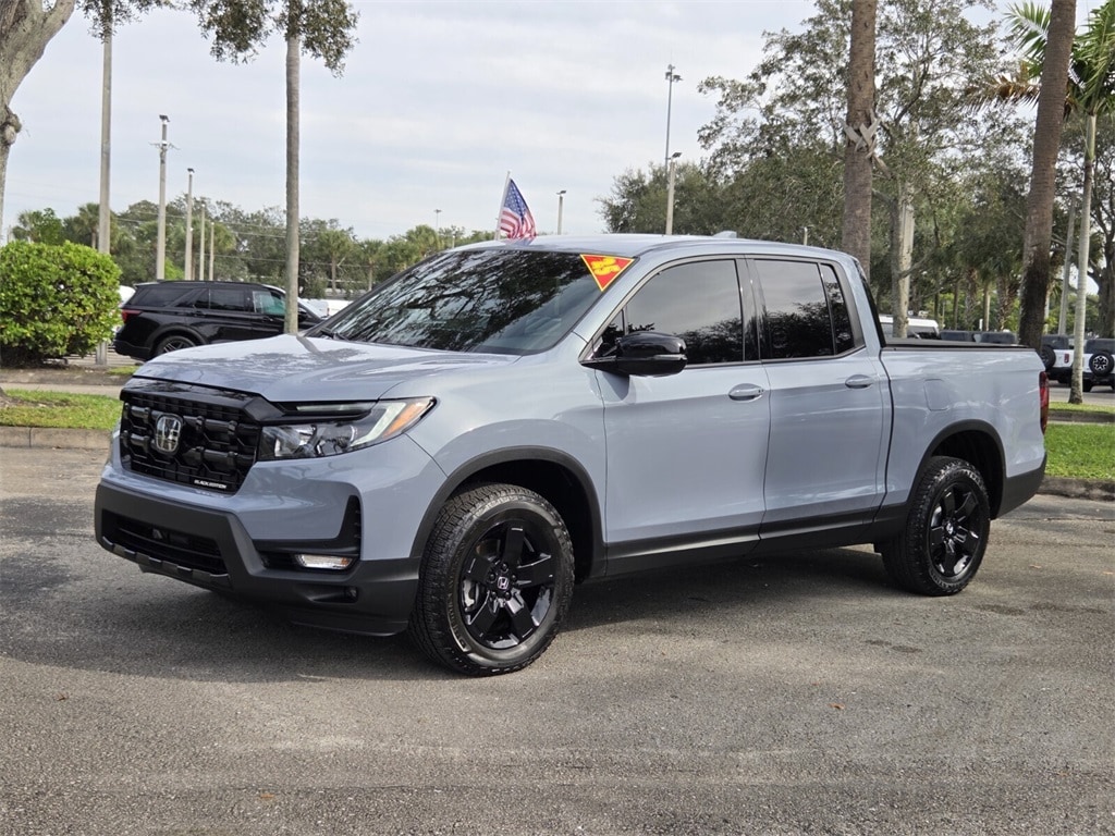 2025 Honda Ridgeline Black Edition's photo