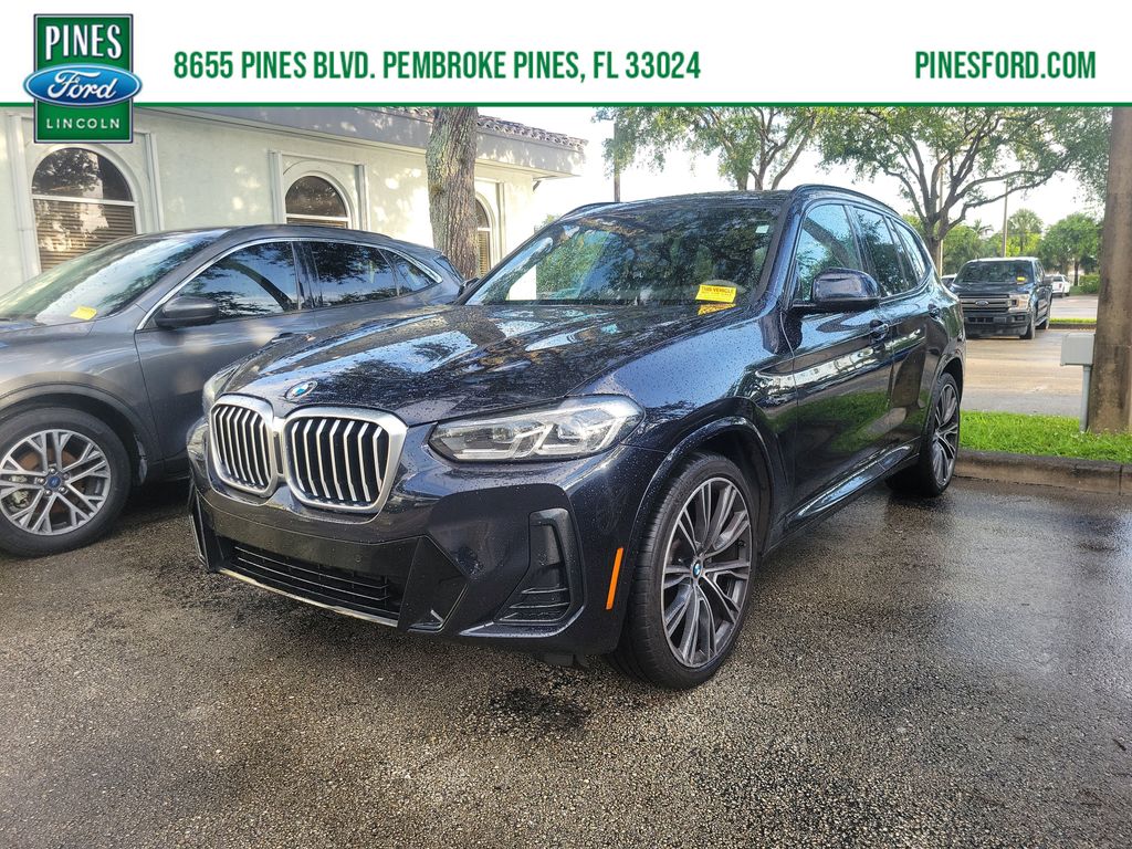 2022 BMW X3 sDrive30i's photo