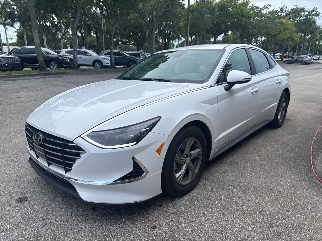 2023 Hyundai Sonata SE's photo