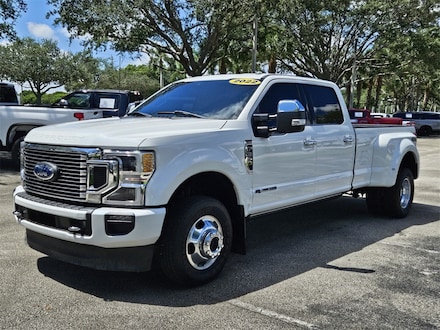2022 Ford F-350SD Platinum Truck