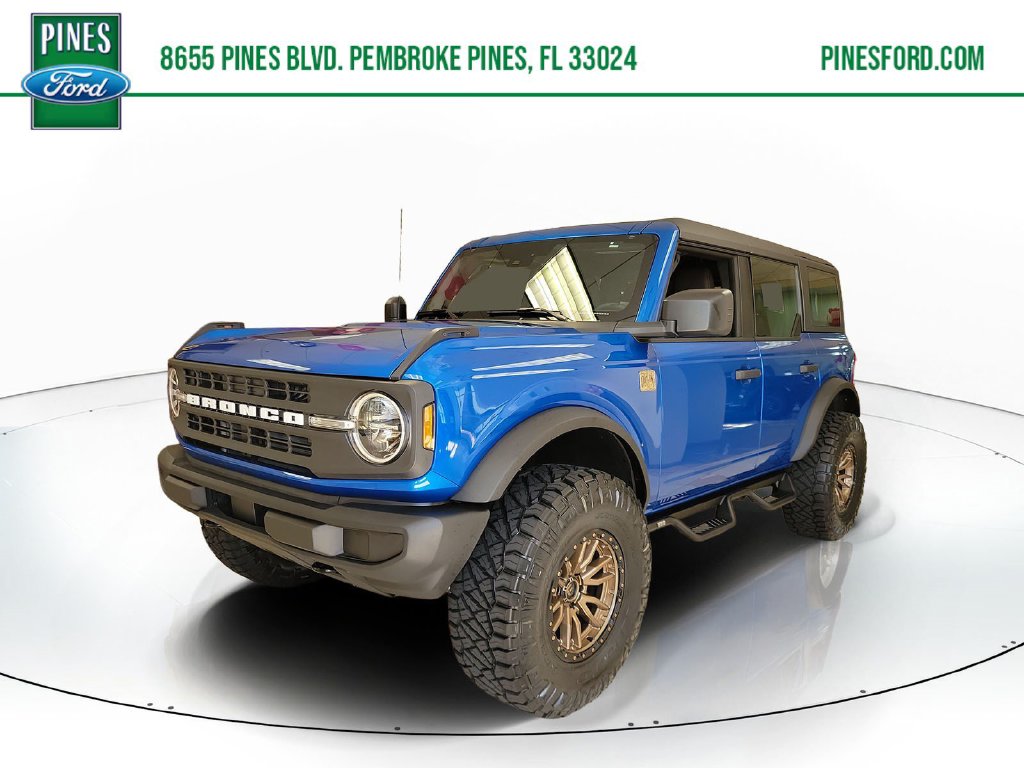 2026 Ford Bronco Base SUV
