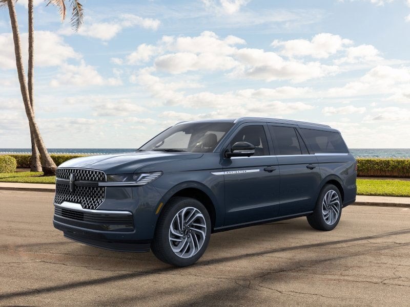 2026 Lincoln Navigator Reserve's photo