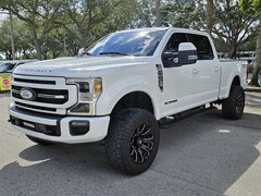 2022 Ford F-250SD Lariat Truck