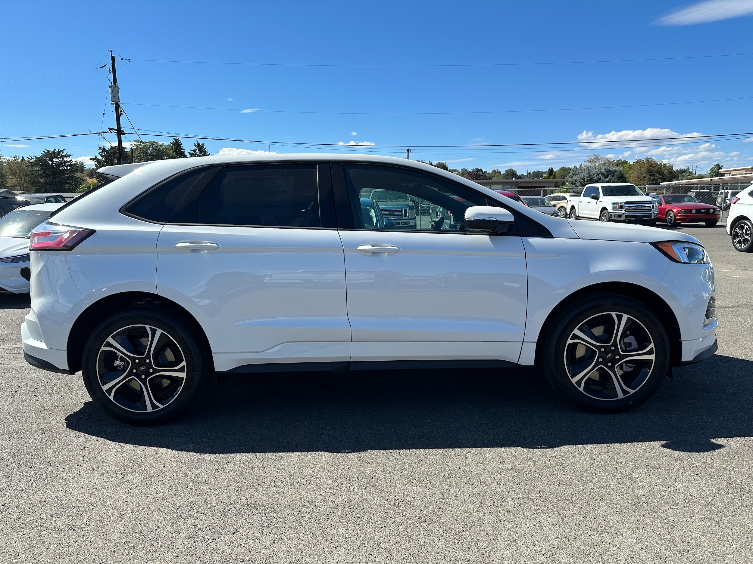 Used 2023 Ford Edge ST with VIN 2FMPK4AP9PBA59449 for sale in Selah, WA