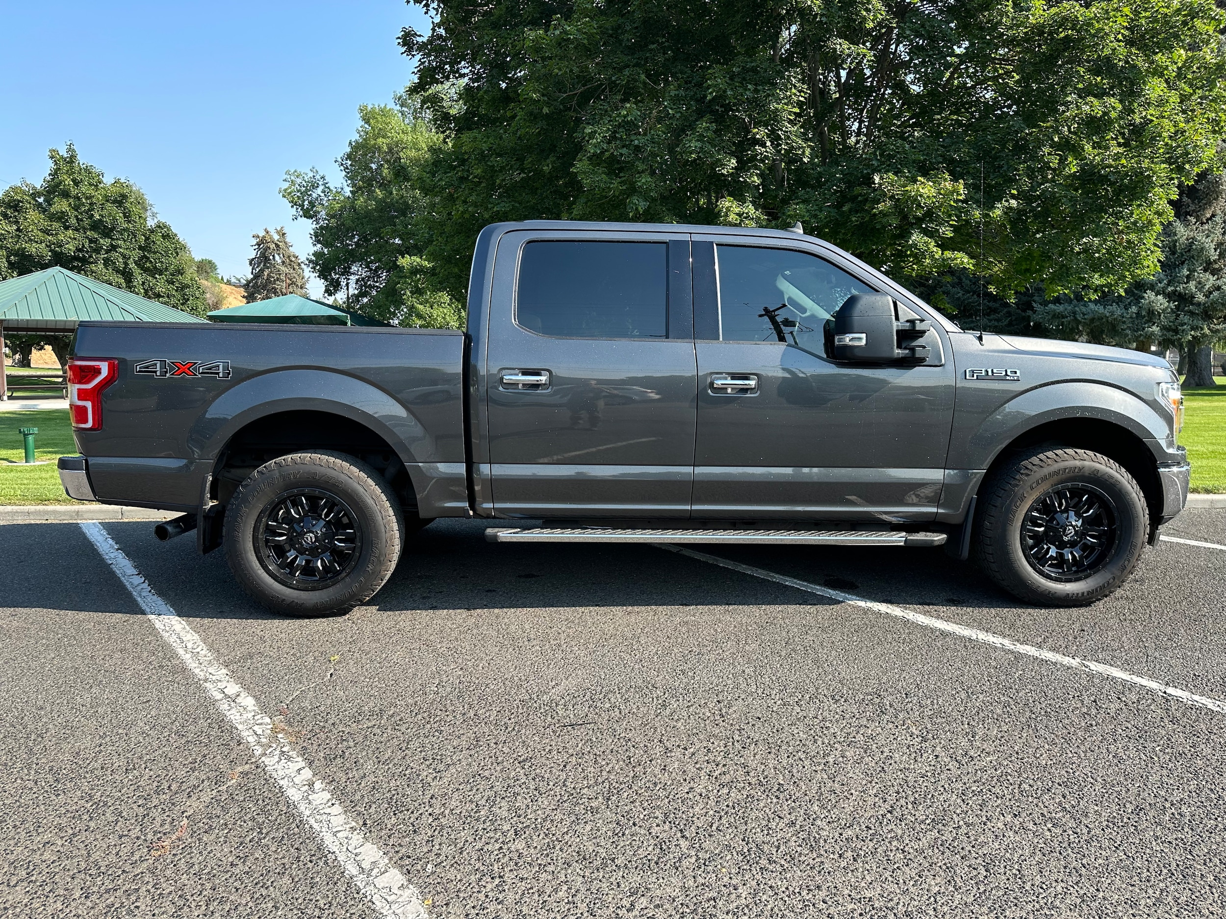 Used 2020 Ford F-150 XLT with VIN 1FTEW1EP8LKD91455 for sale in Selah, WA