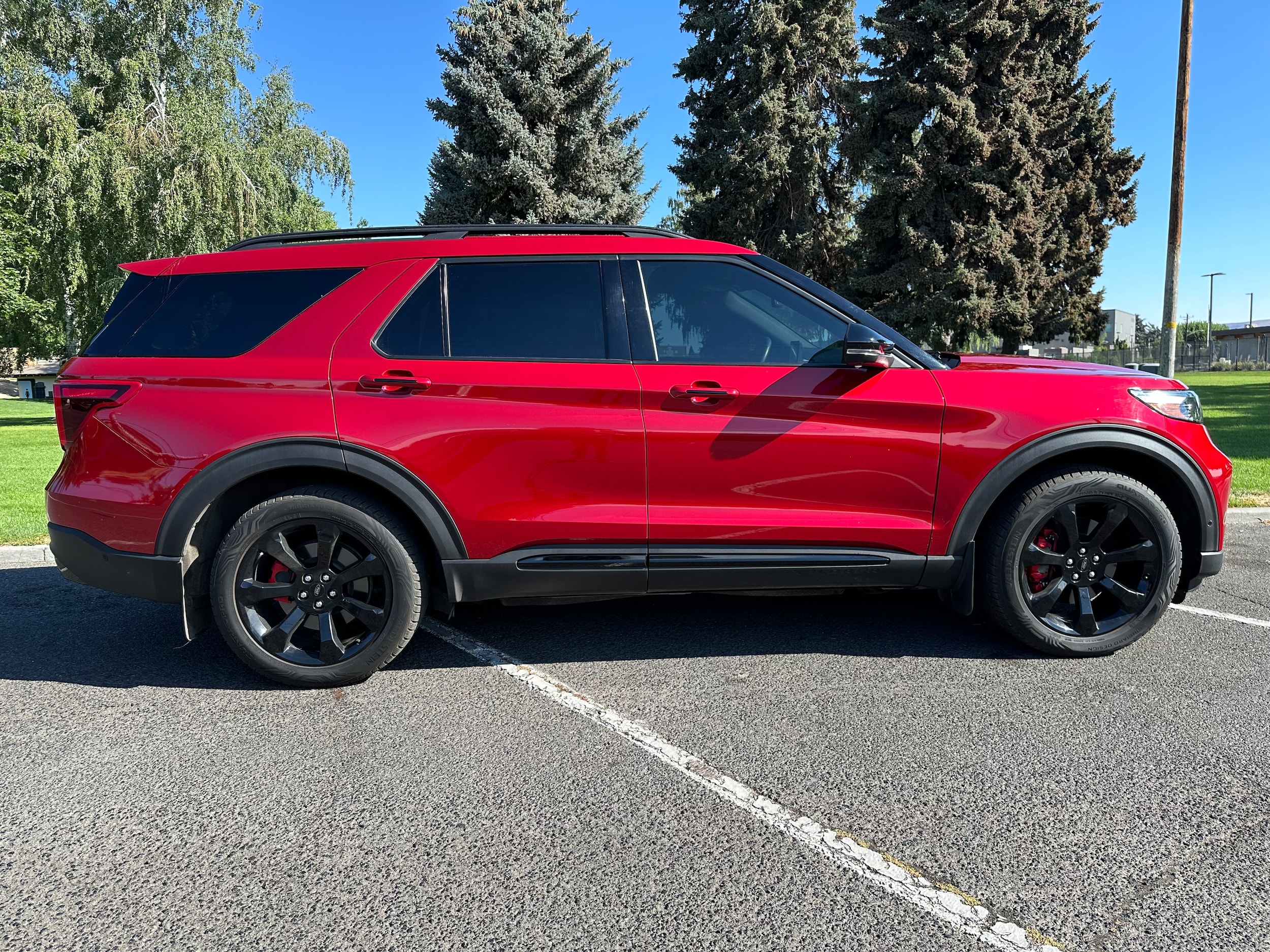 Used 2021 Ford Explorer ST with VIN 1FM5K8GC2MGA06339 for sale in Selah, WA