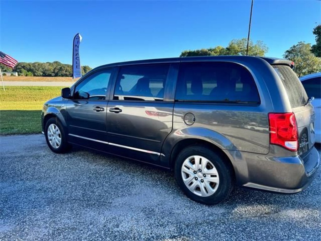 Used 2017 Dodge Grand Caravan SE Van