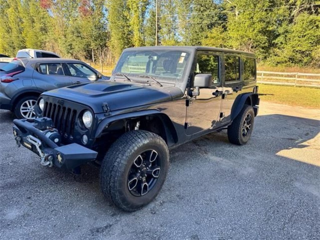 Used 2017 Jeep Wrangler JK Unlimited Sahara 4x4 SUV