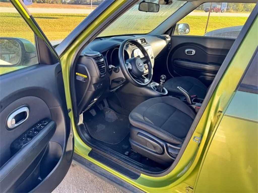 Used 2014 Kia Soul Base Hatchback