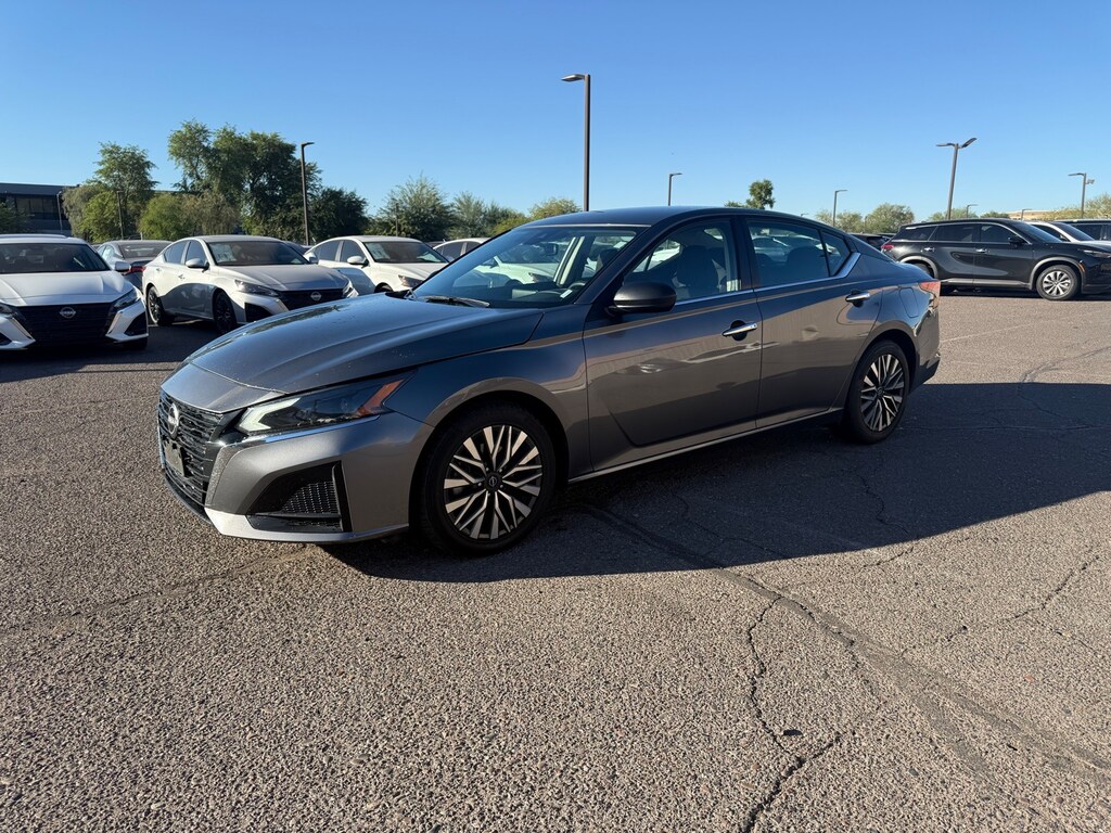 Certified 2024 Nissan Altima 2.5 SV Sedan