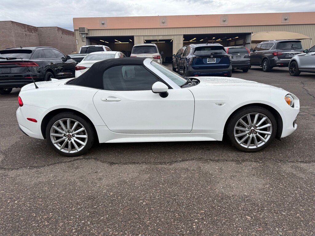Used 2017 FIAT 124 Spider Lusso Convertible