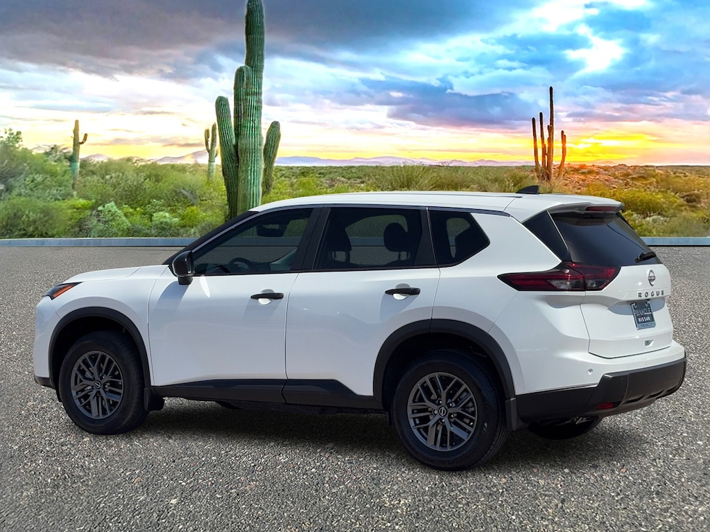 Used 2024 Nissan Rogue S SUV