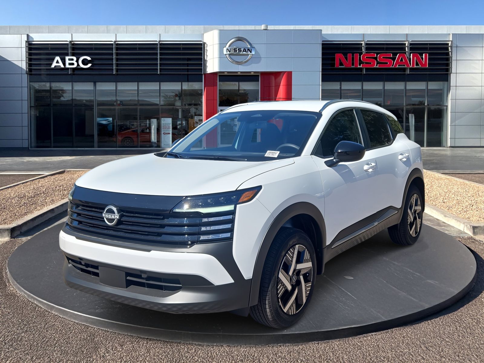 2026 Nissan Kicks 2.0 SV's photo