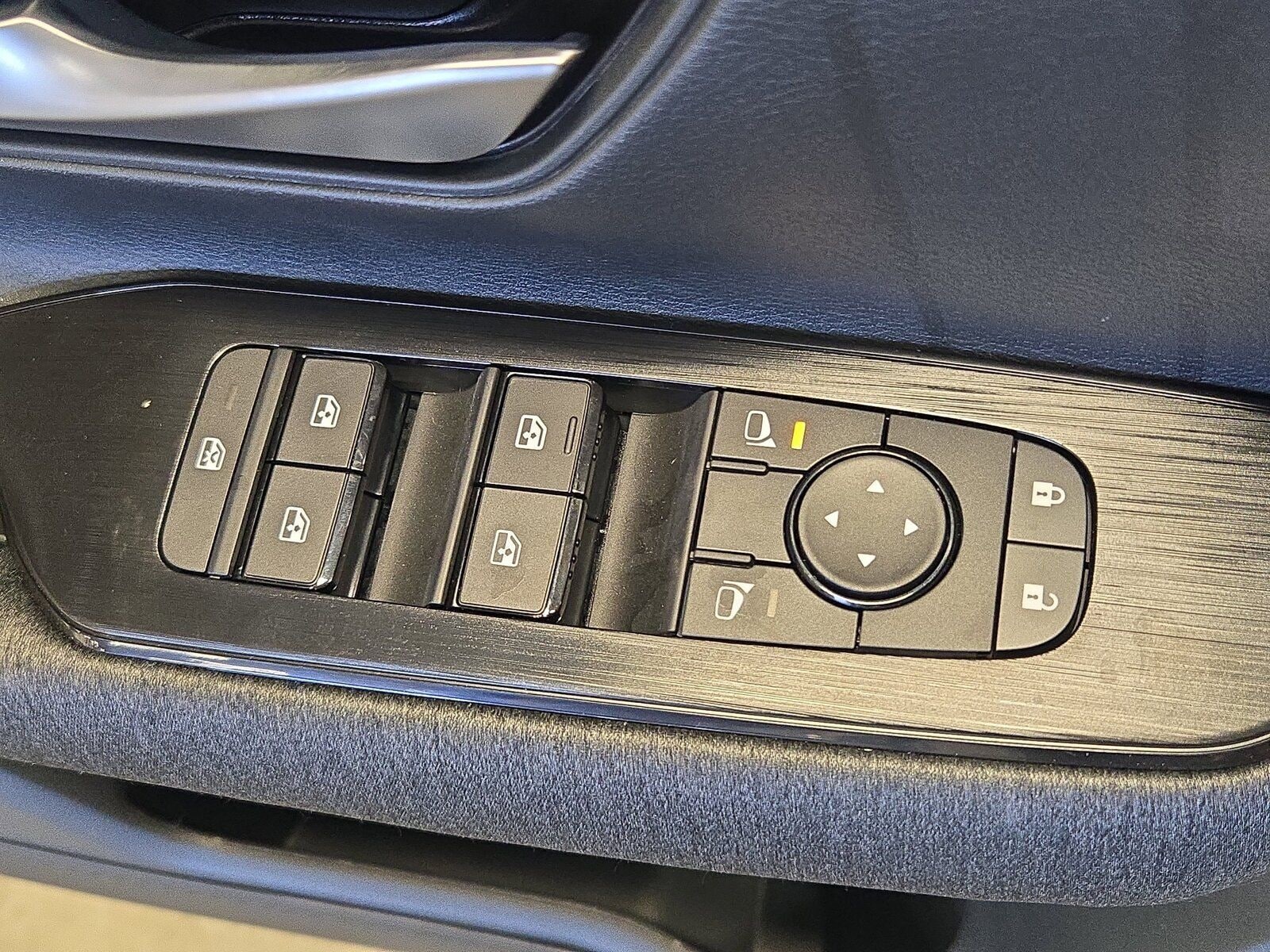 2026 Nissan KICKS SV - Photo 24