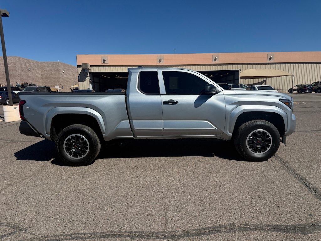Used 2025 Toyota Tacoma SR Truck XtraCab