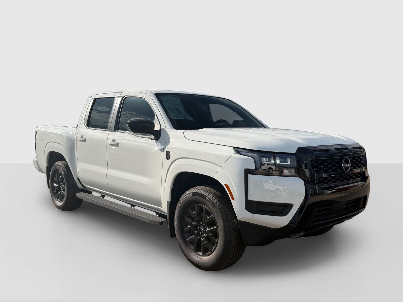 2026 Nissan Frontier SV - Photo 8