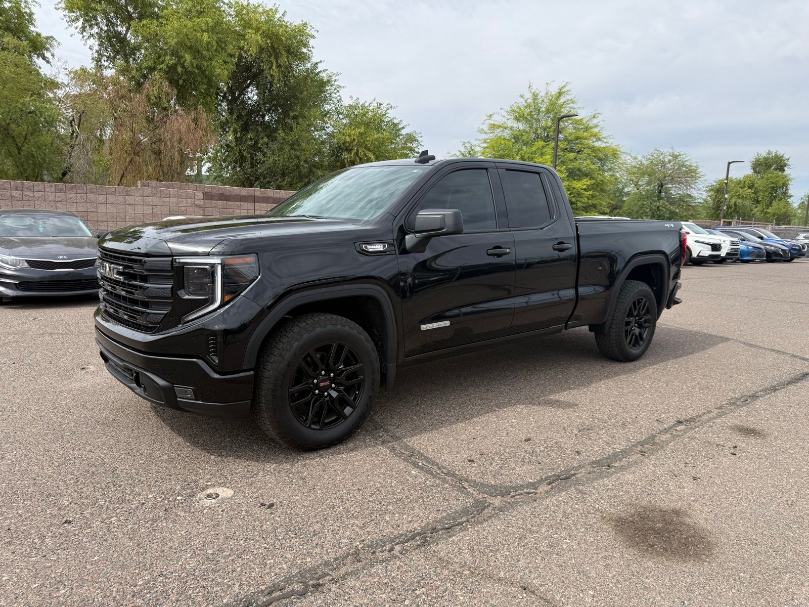 2022 GMC Sierra 4WD Double Cab Standard Box Elevation's photo