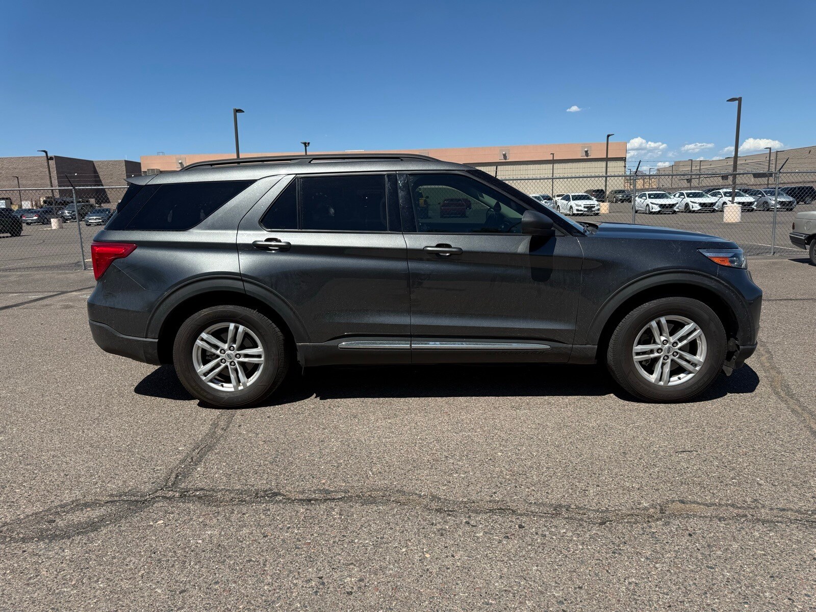 2020 Ford Explorer XLT photo 2