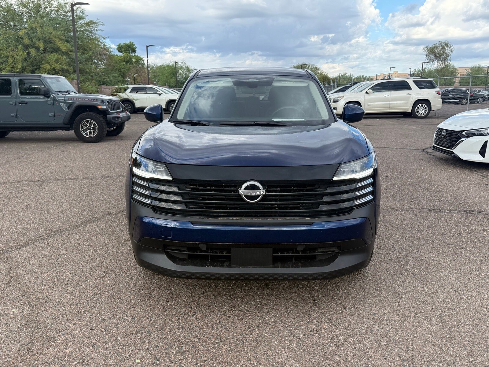 2025 Nissan Kicks SV photo 2