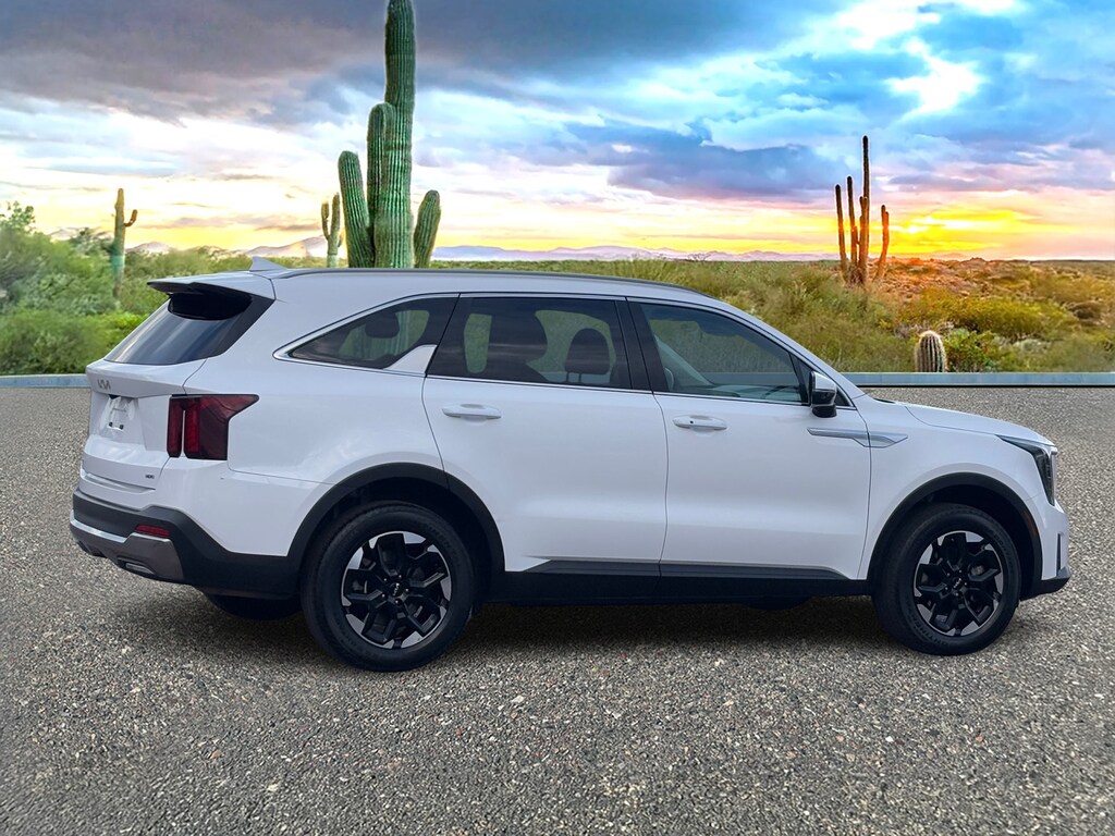 Used 2024 Kia Sorento S SUV