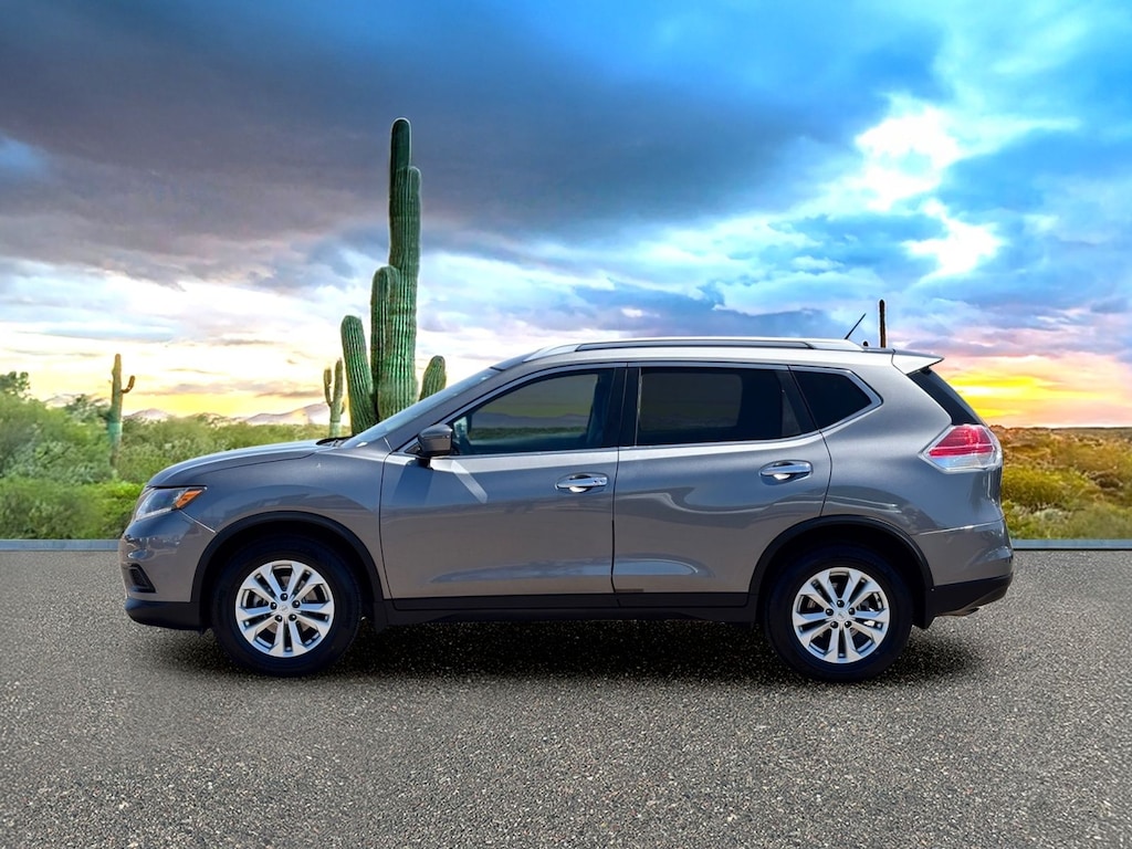 Used 2016 Nissan Rogue SV SUV