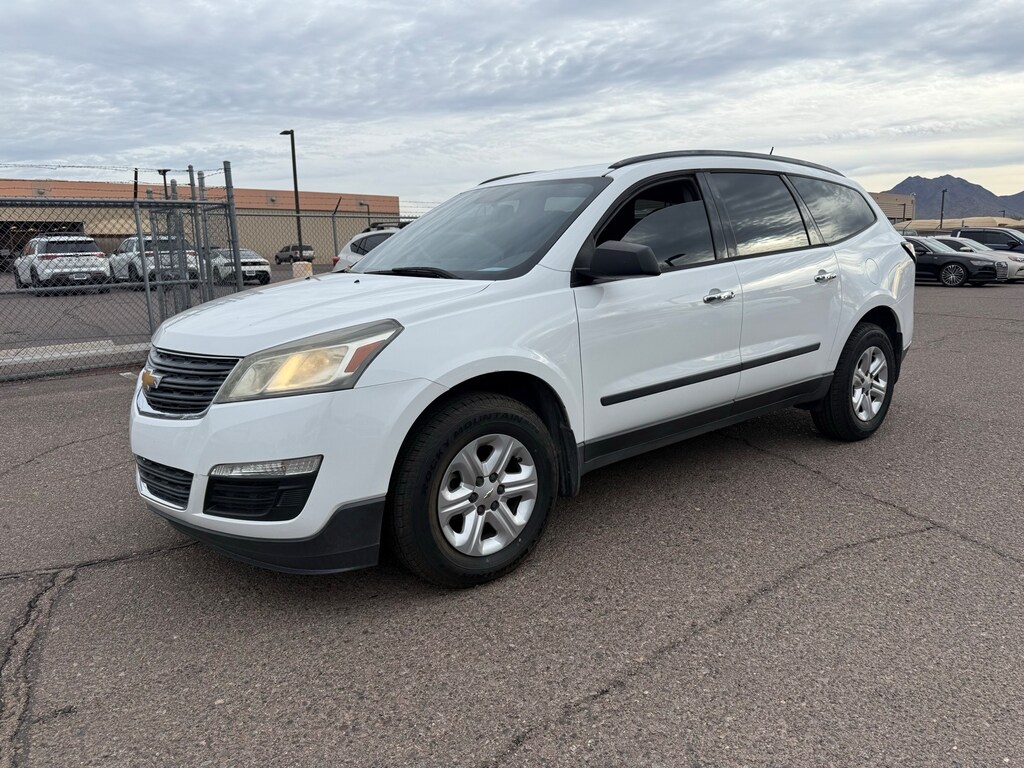 Used 2016 Chevrolet Traverse LS SUV
