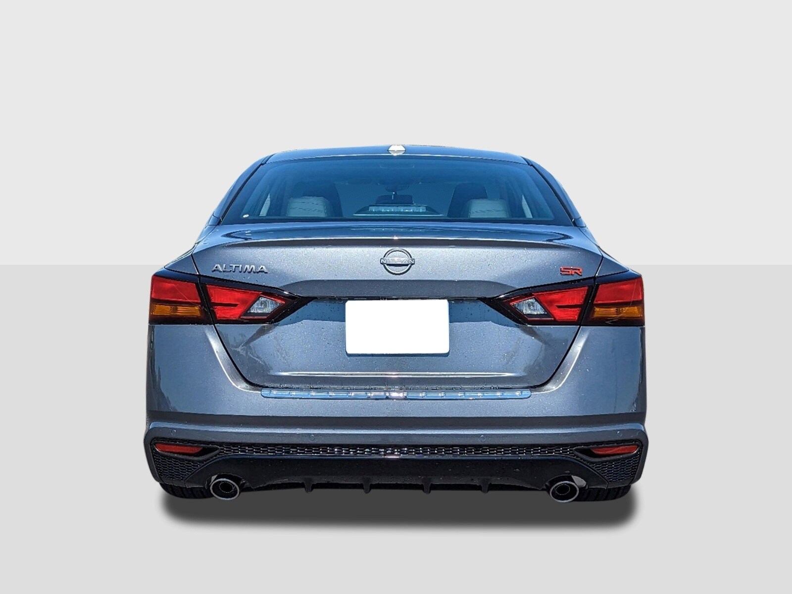 2025 Nissan Altima SR photo 4