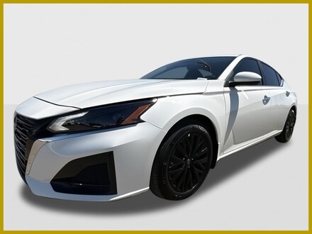 2025 Nissan Altima SV Sedan