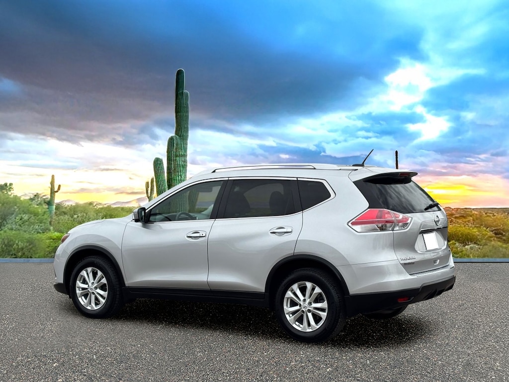 Used 2015 Nissan Rogue SV SUV